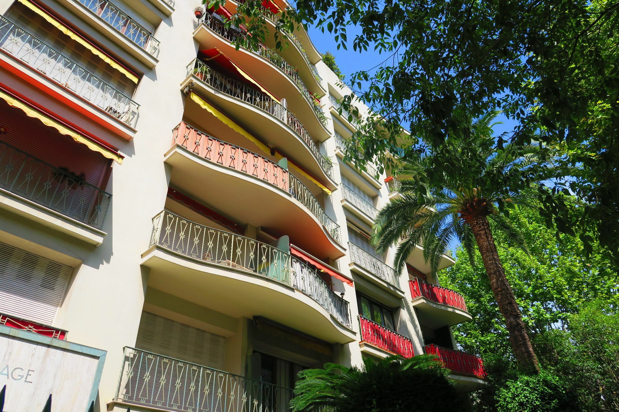 Nestor&Jeeves - Camilia Terrasse - Central - Close Sea Nisa Exterior foto